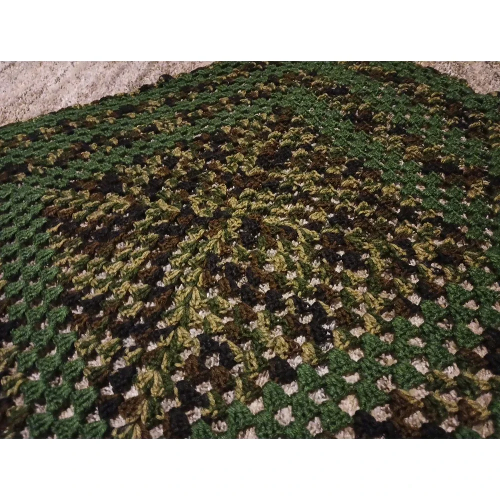 Nostalgic Military Green Vintage Handmade Crochet Knit 33in Square Trow Blanket